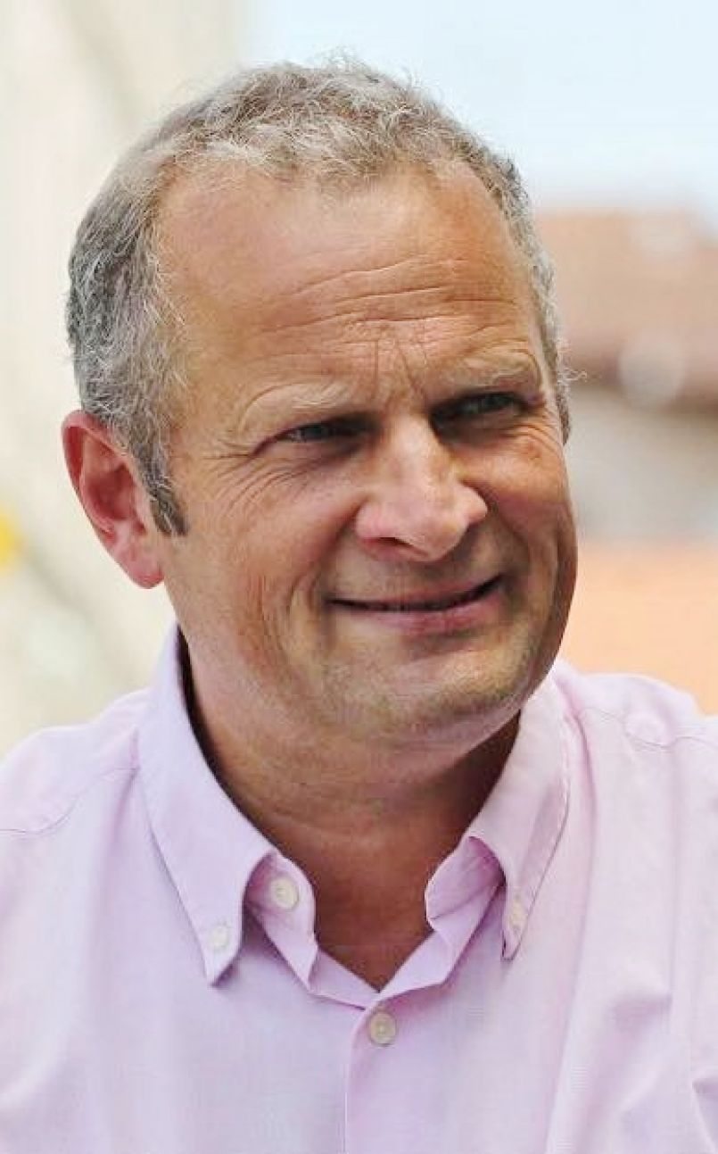 Avant Municipales encore agit�es � Mont de Marsan o� le maire sortant est vis� par une autre affaire. Une attaque de caniveau a-t-il dit en conf�rence de presse en attendant la prochaine 'boule puante'...